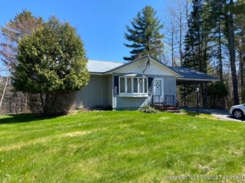 16 Richards Ln, Milford, ME 04461-3400