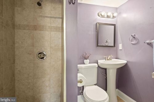 10419 Grandin Rd, Silver Spring MD 20902-3809 exterior