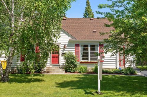 4224 Halifax Ave, Minneapolis, MN 55422-1573