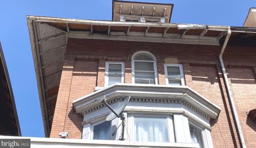 1620 State St, Harrisburg, PA 17103-1465