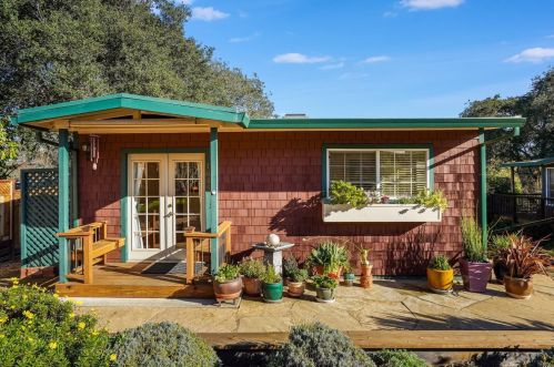 1645 Bollinger Ln, Sebastopol, CA 95472-4907