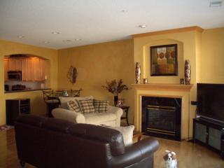 8046 Golden Valley Rd, Minneapolis MN  55427-4405 exterior