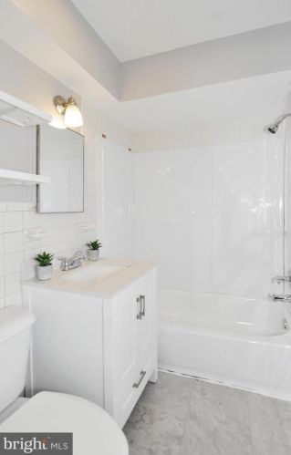 1002 Robin Rd, Silver Spring MD 20901-1872 exterior