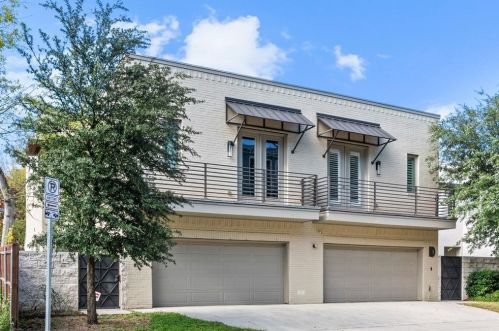 406 Foch St, Fort Worth TX  76107-2249 exterior