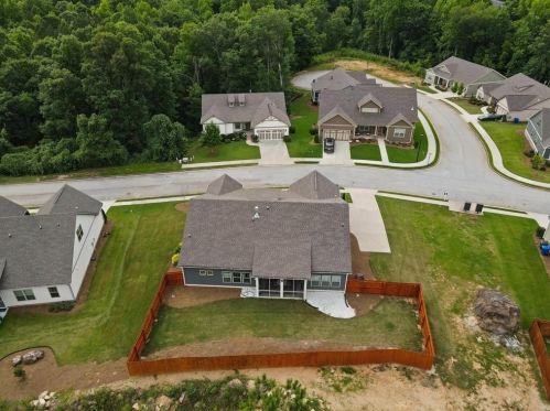 1566 Renaissance Dr, Conyers GA  30012-8024 exterior