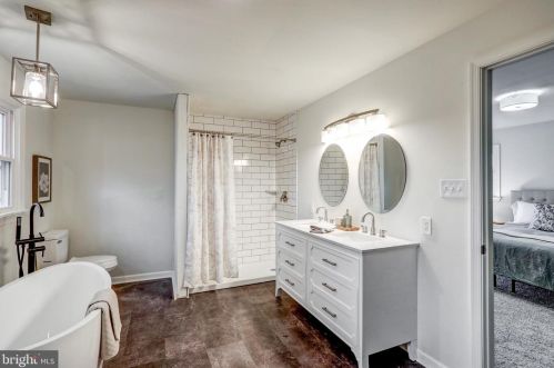 1509 Robert Rd, Lancaster PA  17601-5632 exterior