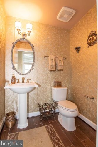 8137 Westside Blvd, Fulton MD  20759-2590 exterior