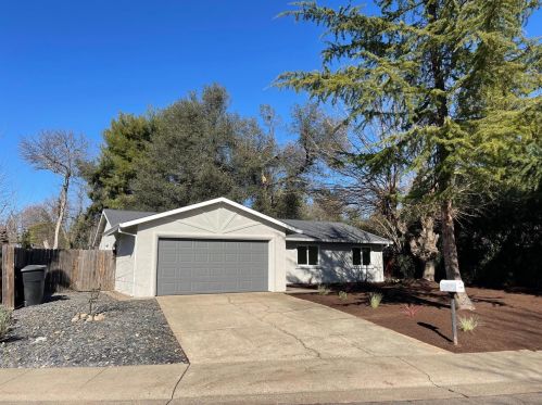 8743 Shoshone Way, Citrus Heights, CA 95662-2339