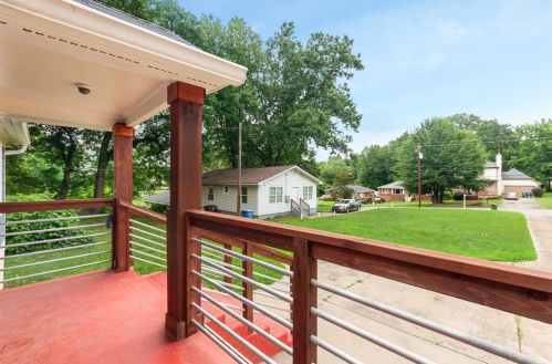 847 Hargis St, Atlanta, GA 30315-8605