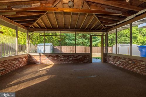 150 Edward Dr, Auburn, NJ 08085-1519