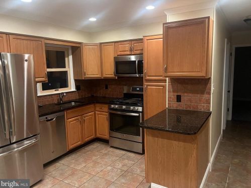 49 Albemarle Ave, Trenton NJ  08638-3501 exterior