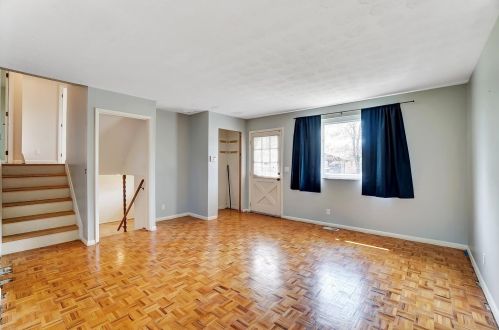 9196 Gila Dr, Cincinnati, OH 45251-3007