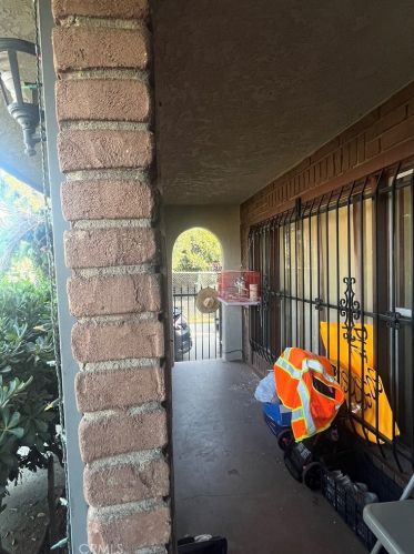 3374 Madison St, Riverside CA  92504-4144 exterior