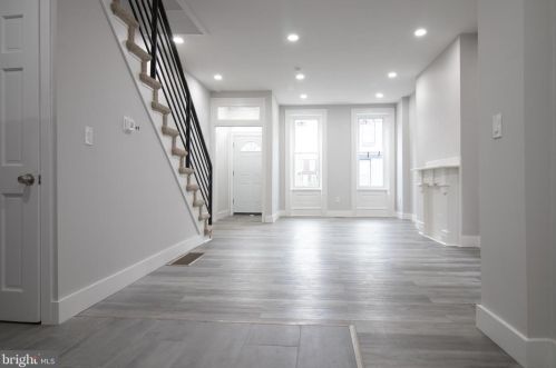 2428 17th St, Philadelphia PA  19132-4440 exterior