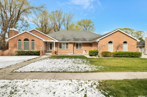 13232 Bear Hollow Dr, Draper, UT 84020-9055