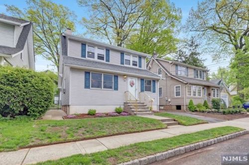 159 Johnson Ave, Dumont, NJ 07628-2905