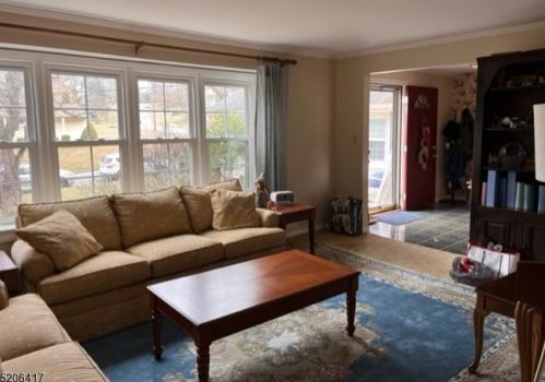 19 Warren Rd, Dover NJ  07869-1514 exterior