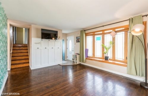 15013 La Palm Dr, Oak Forest, IL 60452-1116