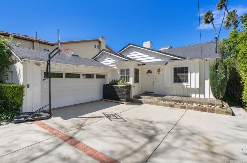 5125 Gaviota Ave, Van Nuys, CA 91436-1428