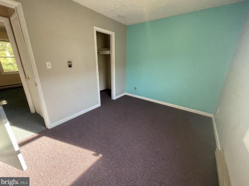 674 Harrison Ave, Berkeley Springs WV  25411-2106 exterior