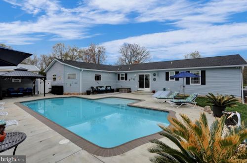 716 Paradise Rd, Aberdeen MD  21001-1613 exterior