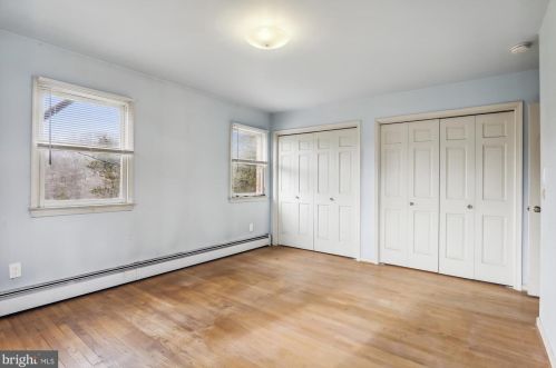 211 Ednor Rd, Silver Spring MD 20905-5134 exterior