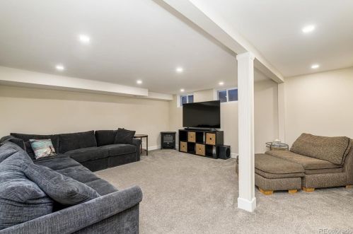 910 Estes St, Denver CO  80215-5452 exterior