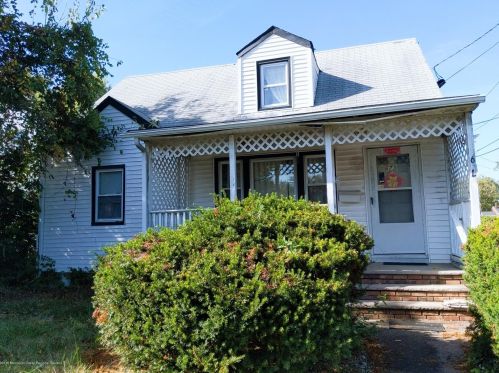 673 Lincoln Ave, Manville, NJ 08835-2454