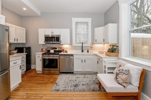 2612 Hemlock St, Cincinnati OH  45206-1608 exterior