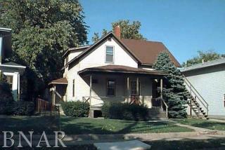 706 Douglas St, Bloomington, IL 61701-3210