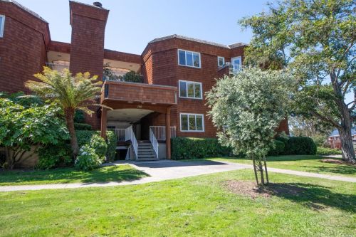 150 Seminary Dr, Mill Valley, CA 94941-3161