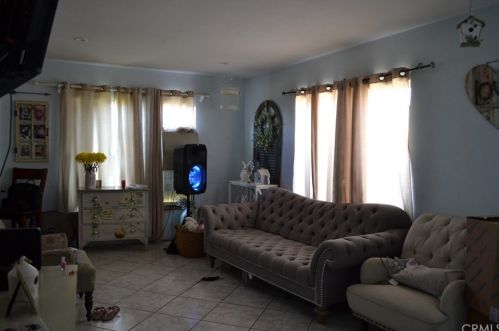 1754 Kippy Dr, Colton, CA 92324-1433