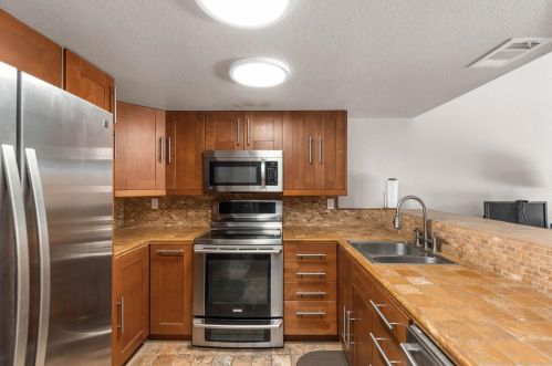7546 Sara Lynn Way, Citrus Heights, CA 95621-2060
