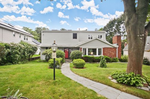 47 Sheephill Rd, Riverside, CT 06878-1405