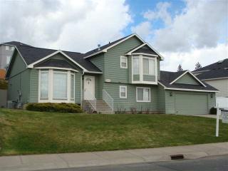 16527 Morton Dr, Spokane, WA 99208-7532