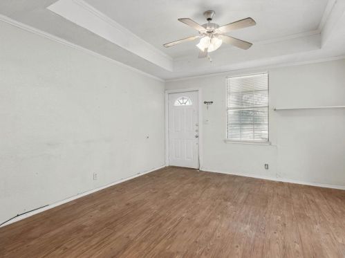 1212 Lilac St, Fort Worth TX  76110-2039 exterior