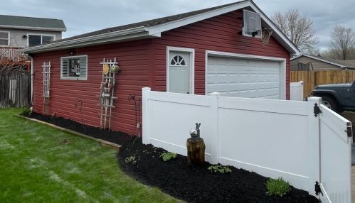 317 Greenview Dr, Waukegan, IL 60085-4739