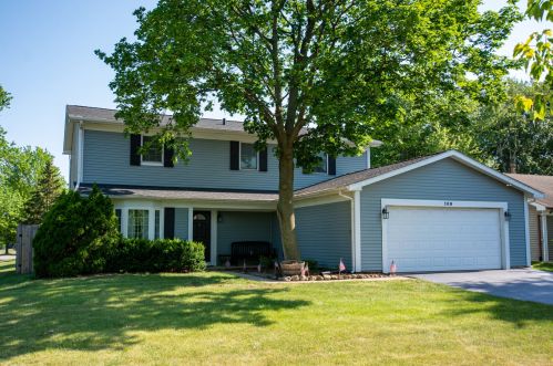 109 Thackeray Dr, Lemont, IL 60440-1513