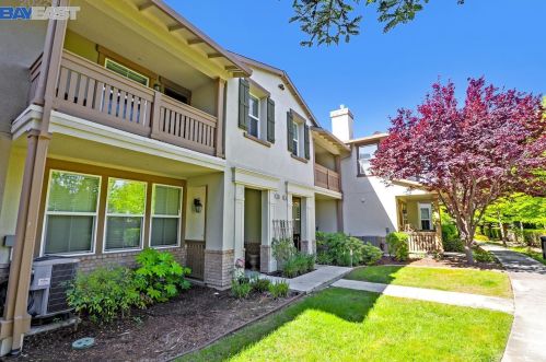 2605 Northern Cross Rd, Hayward, CA 94545-4764