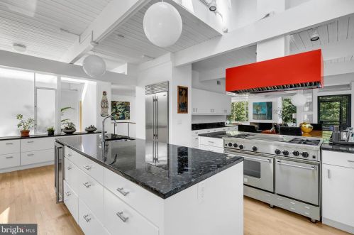 279 Ridgeview Rd, Princeton NJ  08540-7665 exterior