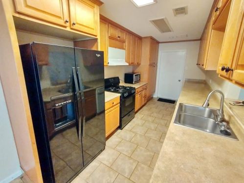 4502 Albatross Dr, Taylor Lake Village TX  77586-2506 exterior