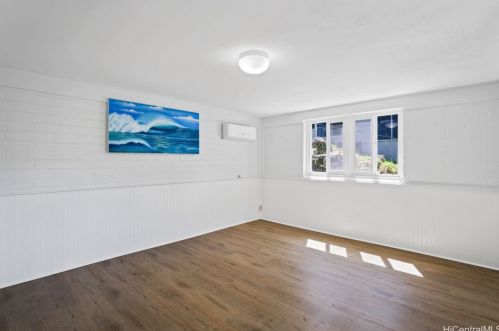 2071 10th Ave, Honolulu HI  96816-2929 exterior