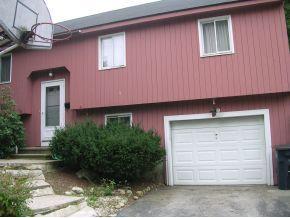 2 Catherine St, Nashua, NH 03060-4903