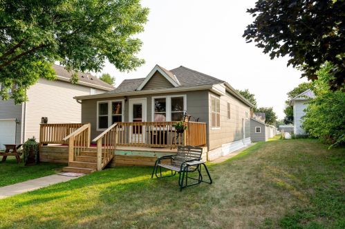 102 2nd St, Russell, MN 56169-4010