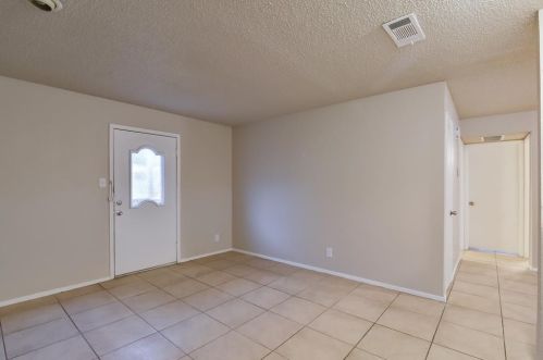6176 Vega Dr, Fort Worth TX  76133-2974 exterior