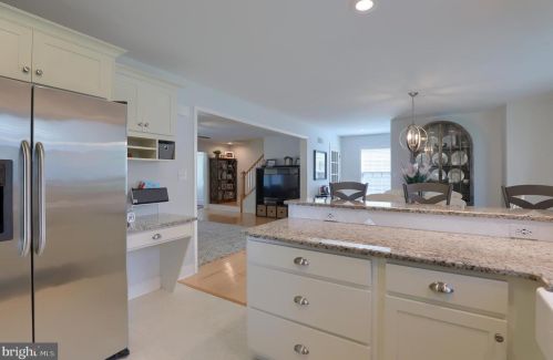 1518 Sunset Ave, Lancaster PA  17601-4328 exterior