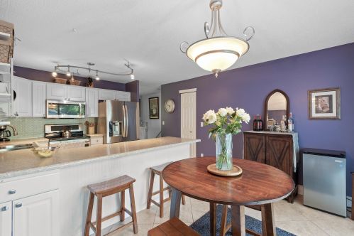 4392 Arden View Ct, Saint Paul MN  55112-1901 exterior