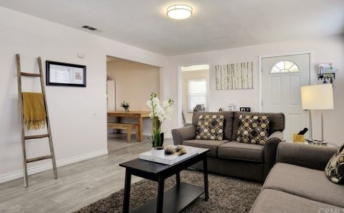 1401 Villa St, Riverside CA  92507-1301 exterior