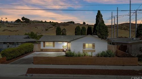 3509 Las Vegas Dr, Oceanside CA  92054-3813 exterior