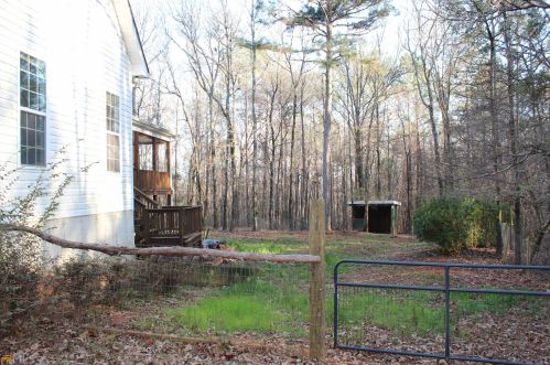 58 Gabbettville Cir, Lagrange, GA 30240-9069